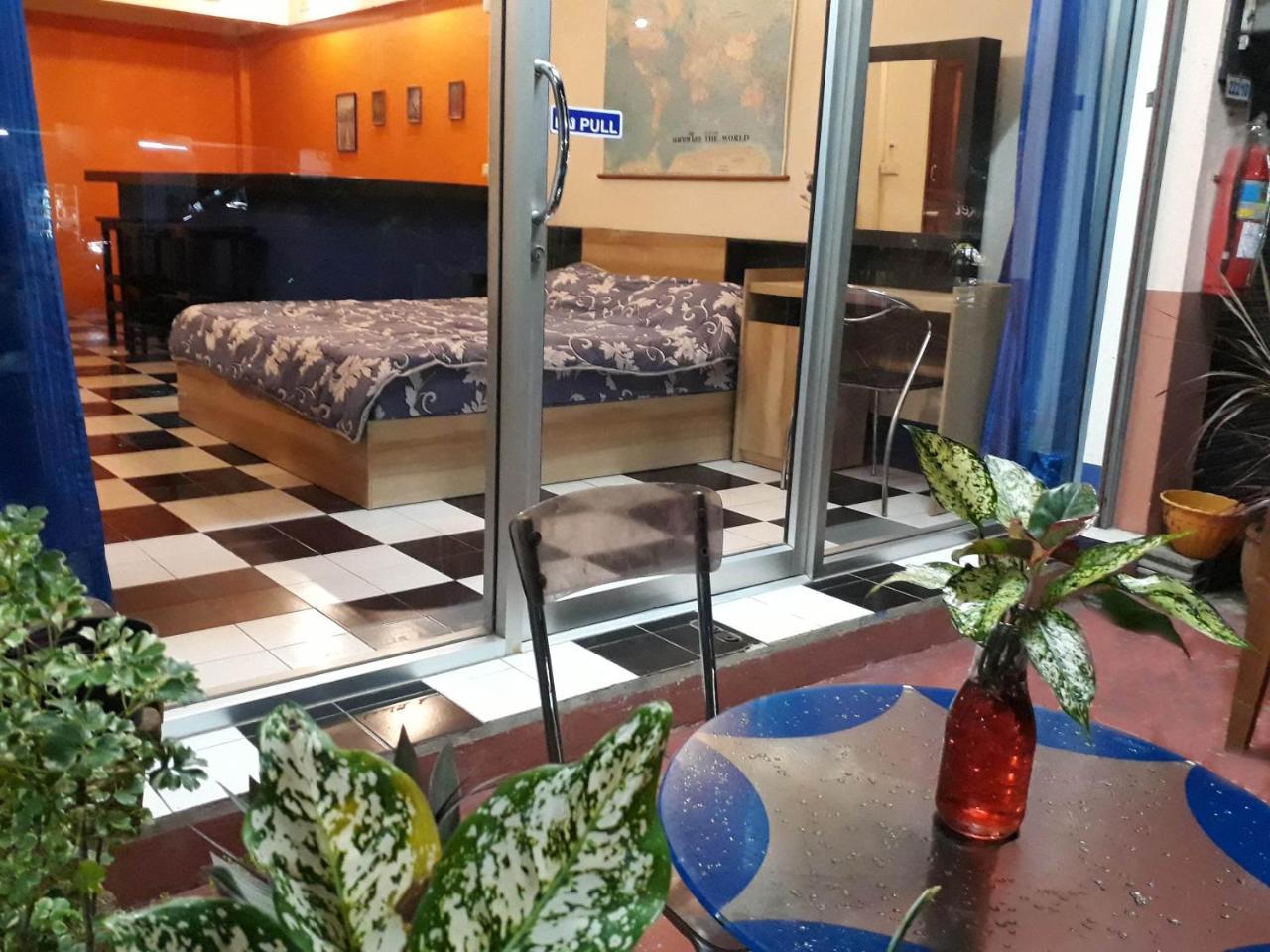 Pearl Beach Holiday Apartments Ko Čang Exteriér fotografie